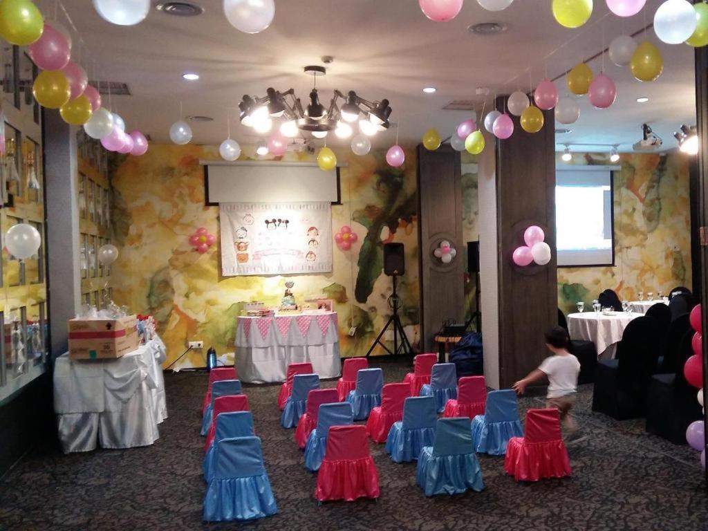 Couleur Hotel Cengkareng Jacarta Exterior foto