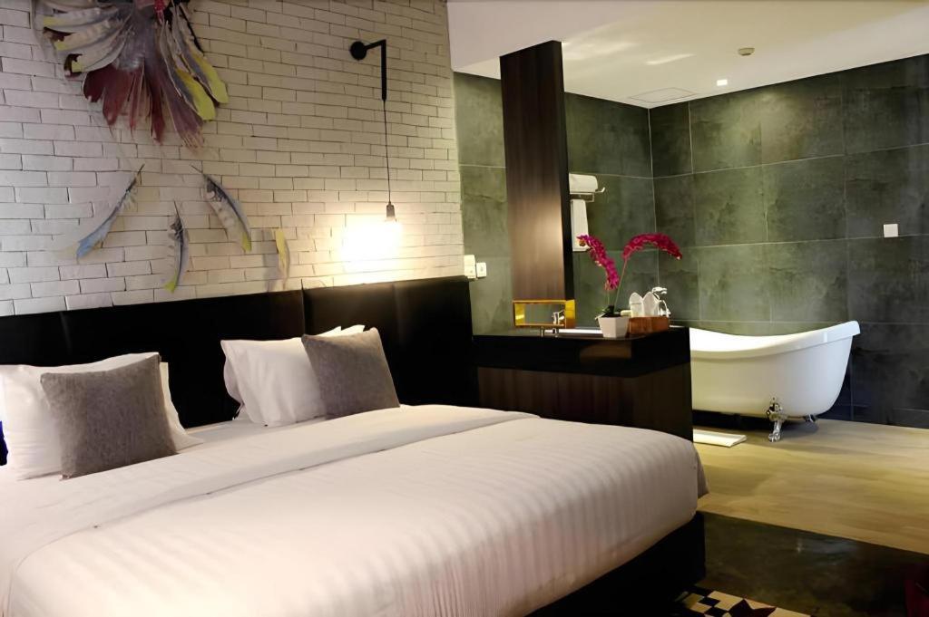 Couleur Hotel Cengkareng Jacarta Exterior foto